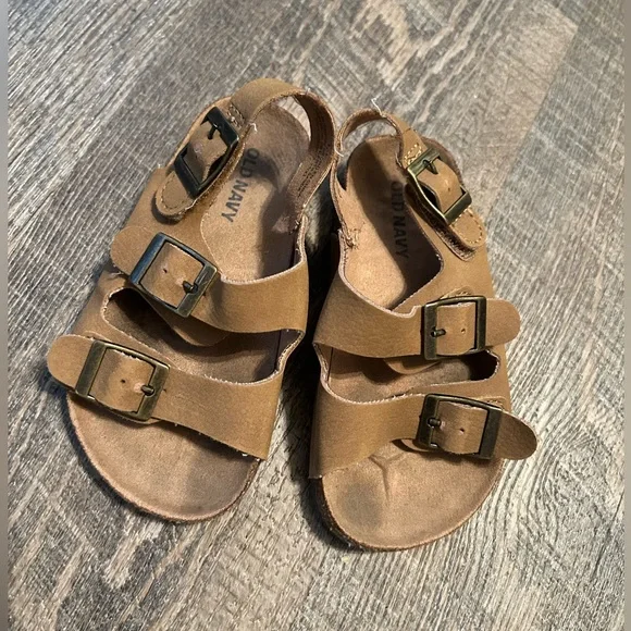 Old Navy sandals - Picture 1 of 1